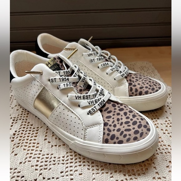 Vintage Shoes - Vintage Havana Dina Light Leopard & Gold Metallic Sneakers US Size 7.5